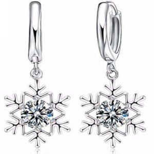 ❤️ Snow Flake Earrings 925 Sterling Silver Winter